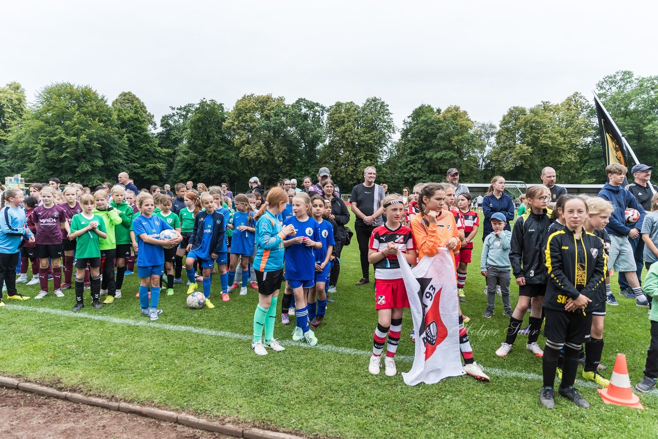 Bild 210 - Loewinnen Cup